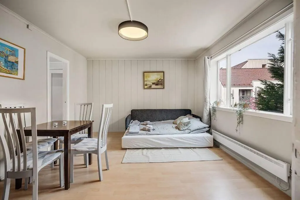Dinbnb Homes I 4-Bedroom Historical House In Romantic Surroundings 베르겐