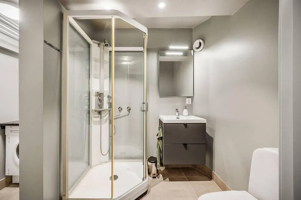 Dinbnb Homes I 4-Bedroom Historical House In Romantic Surroundings 베르겐